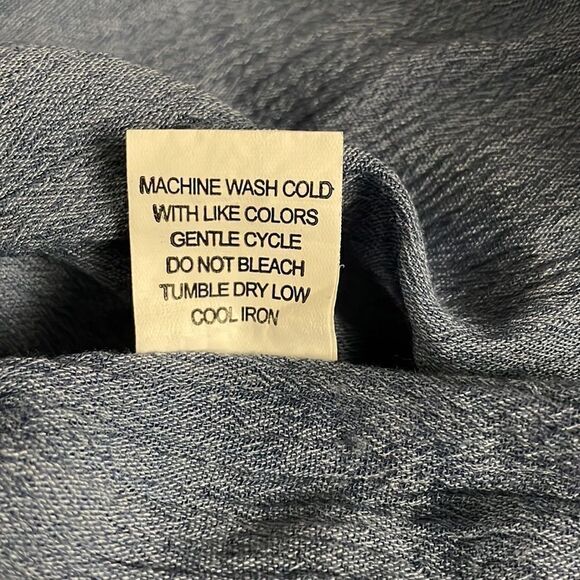 Moa Moa ~ off the shoulder blouse with bell sleeve ~ size M - Picture 5 of 6